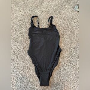 SKIMS signature swim square neck scoop one piece. Size medium. Color: onyx.